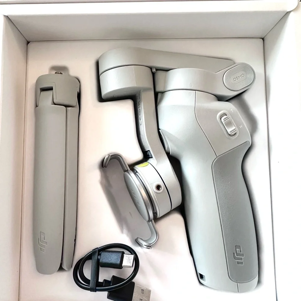 Content Creator Smartphone Gimbal - DJI OM 4